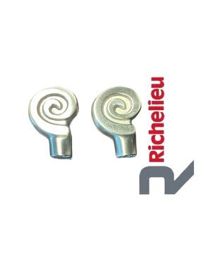 Richelieu Swirl Drawer Knob Pair in Brushed Silver